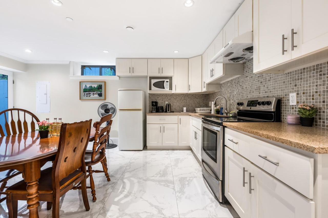 Modern Retreat Near Vancouver'S Attractions Exterior photo
